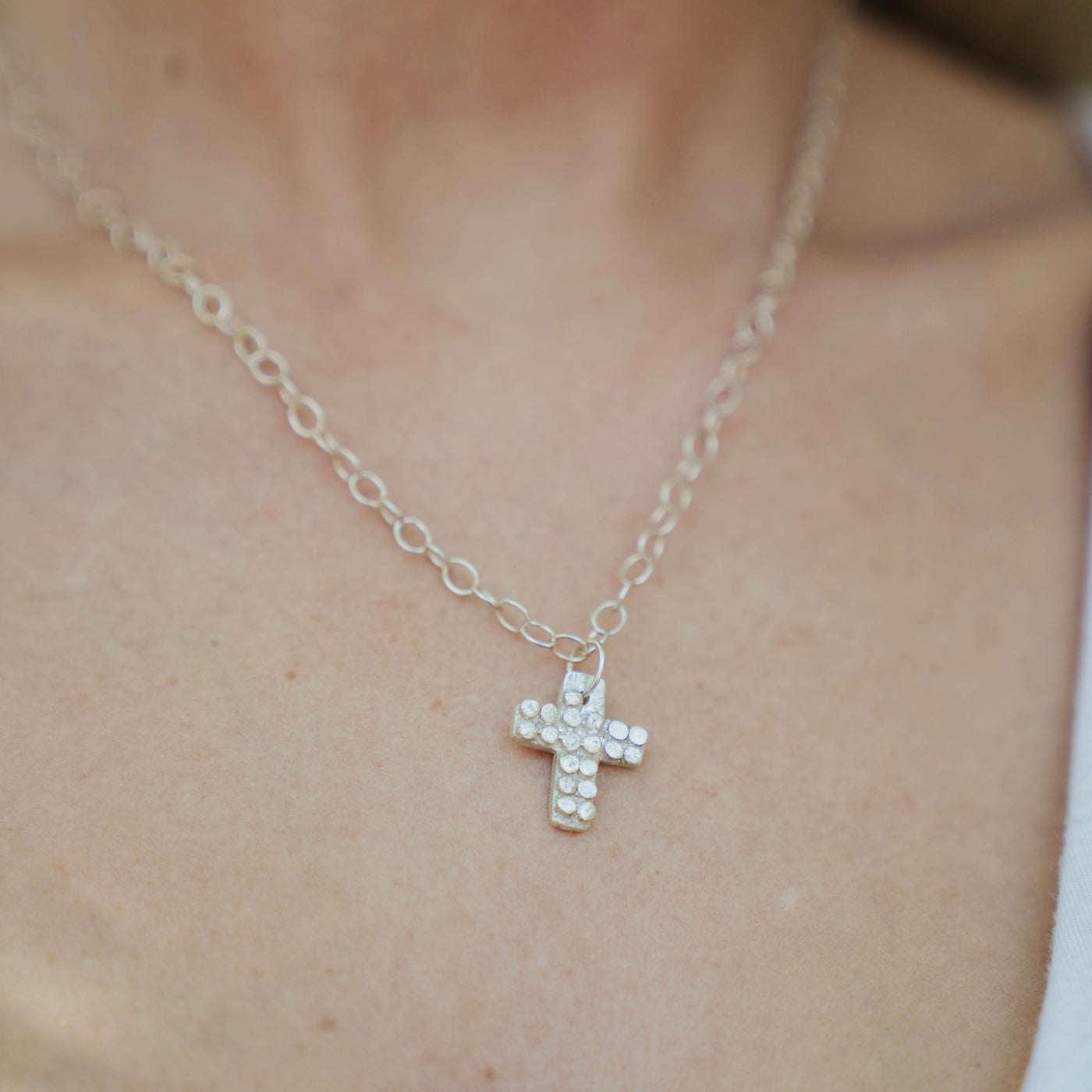 Brilliant Faith Cross Necklace<span>Nail Cap Pattern, Pure Silver</span>